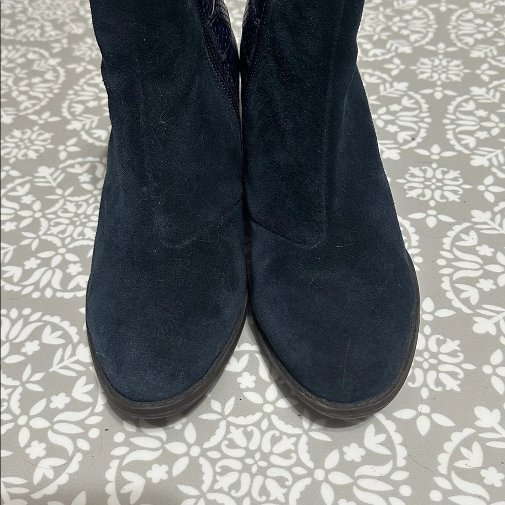 Vionic Dark Blue Suede Ankle Boots